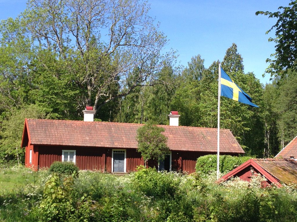18th century building at sågarbo herrgård stuguthyrning